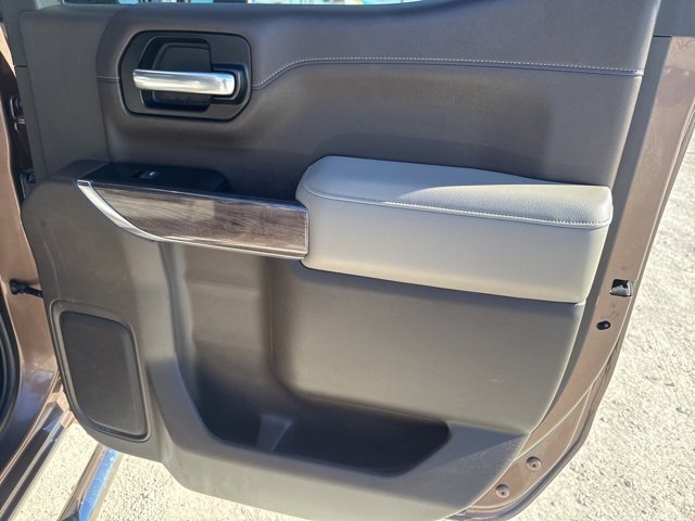 Used 2019 Chevrolet Silverado 1500 LTZ image 27