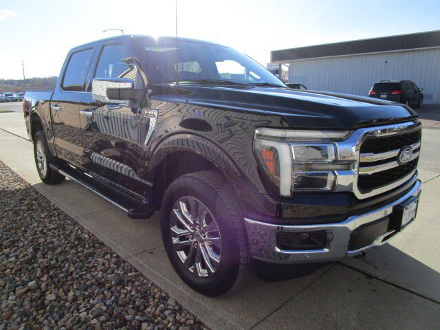New 2025 Ford F150 Lariat w/ Equipment Group 502A High image 10
