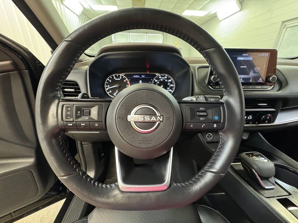 Used 2023 Nissan Rogue SV w/ SV Premium B Package AWD/4WD image 31