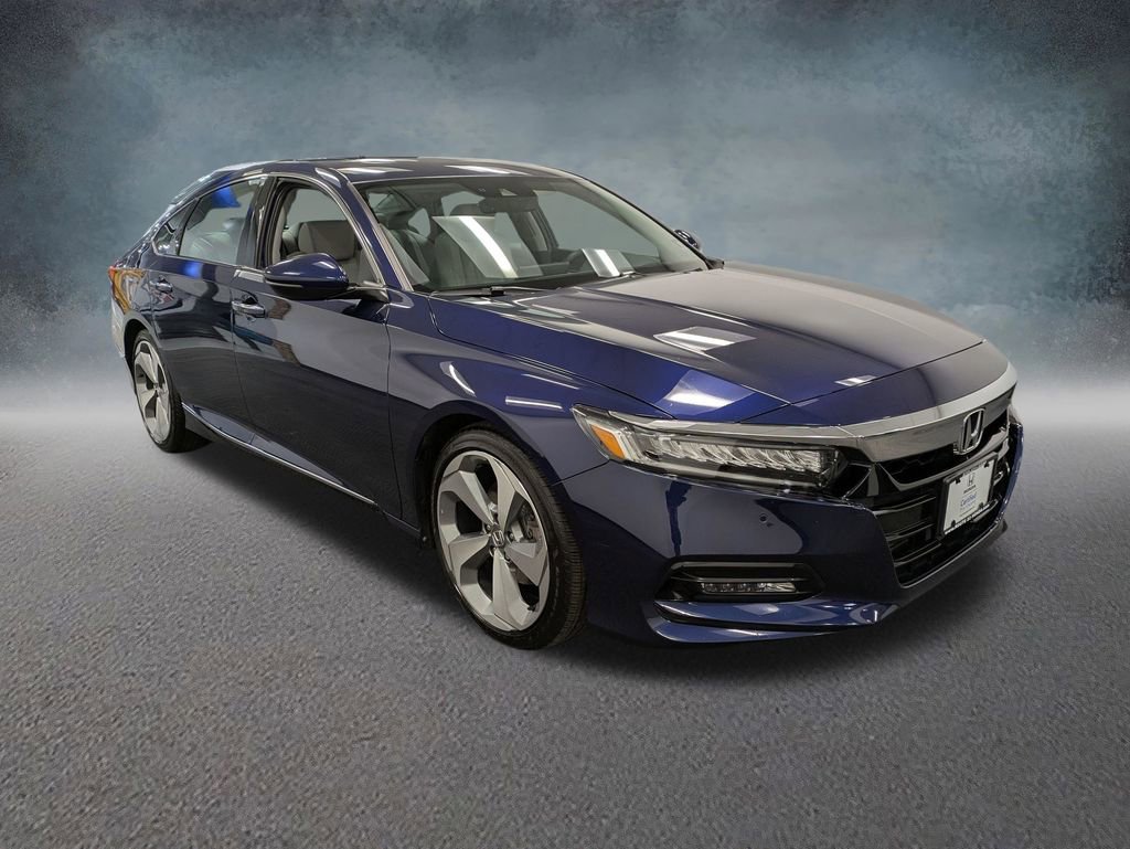 Used 2018 Honda Accord Touring image 3