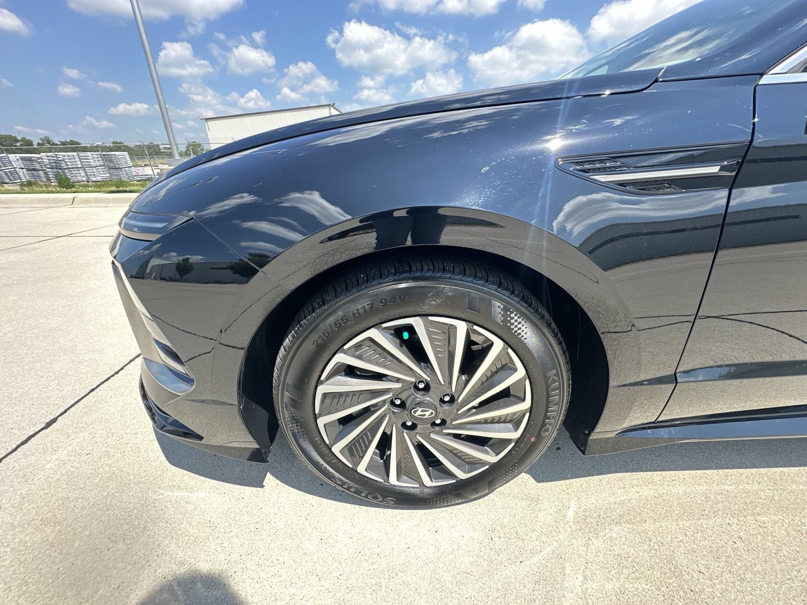 Used 2025 Hyundai Sonata SEL FWD image 31