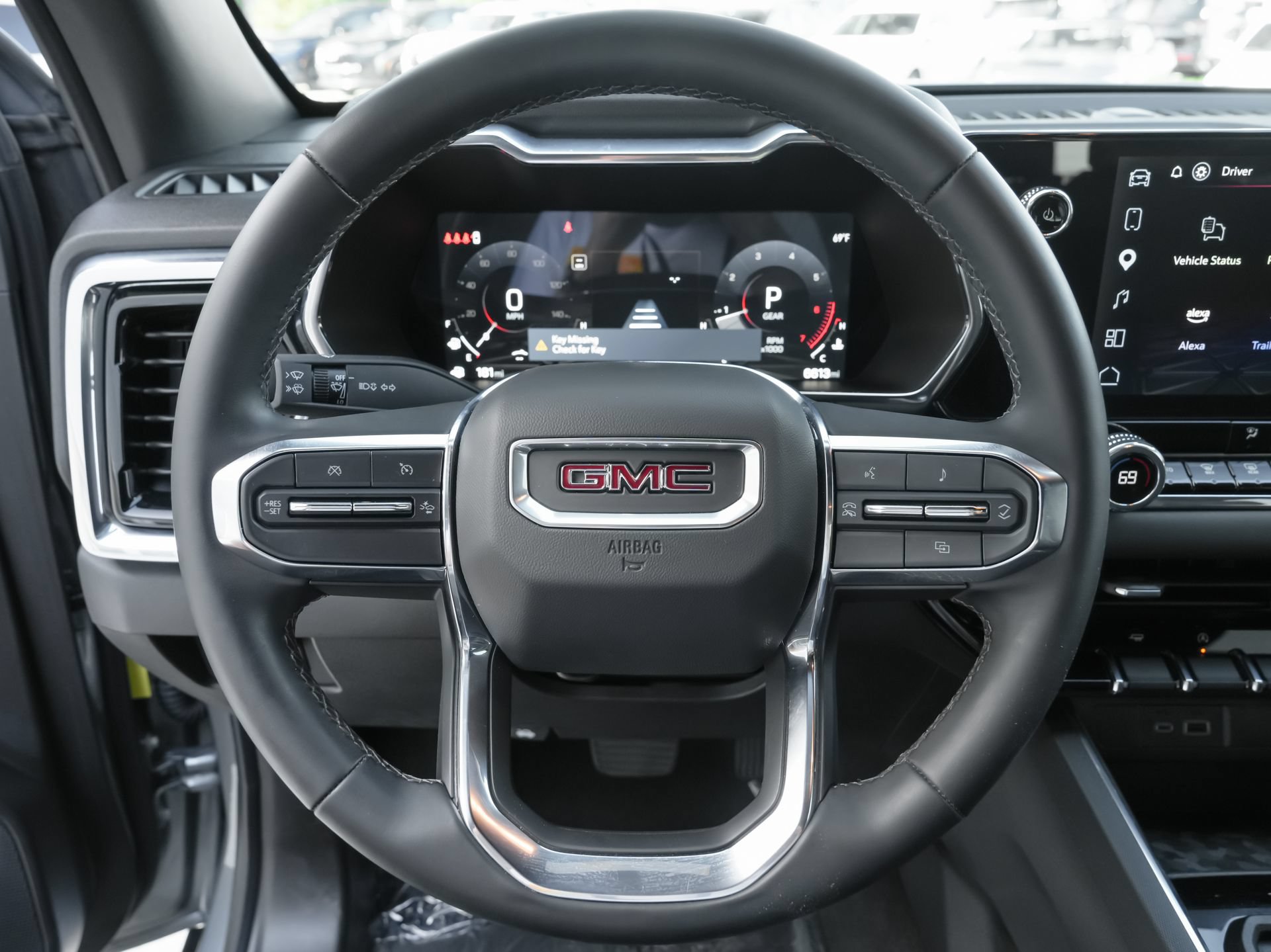 Used 2025 GMC Canyon Elevation w/ Convenience Package RWD image 9