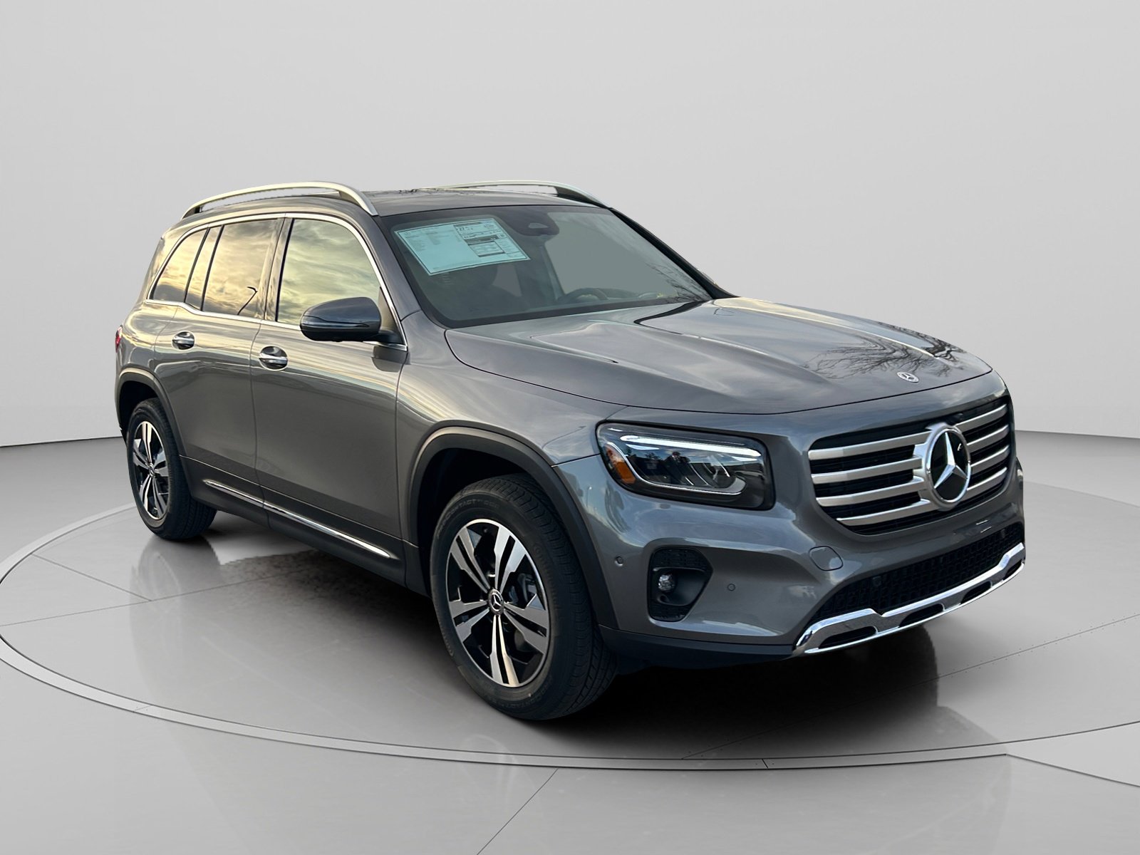 New 2026 Mercedes-Benz GLB 250 4MATIC image 7