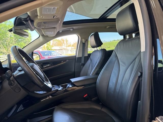 Used 2023 Lincoln Nautilus Reserve w/ Monochromatic Package AWD/4WD image 9