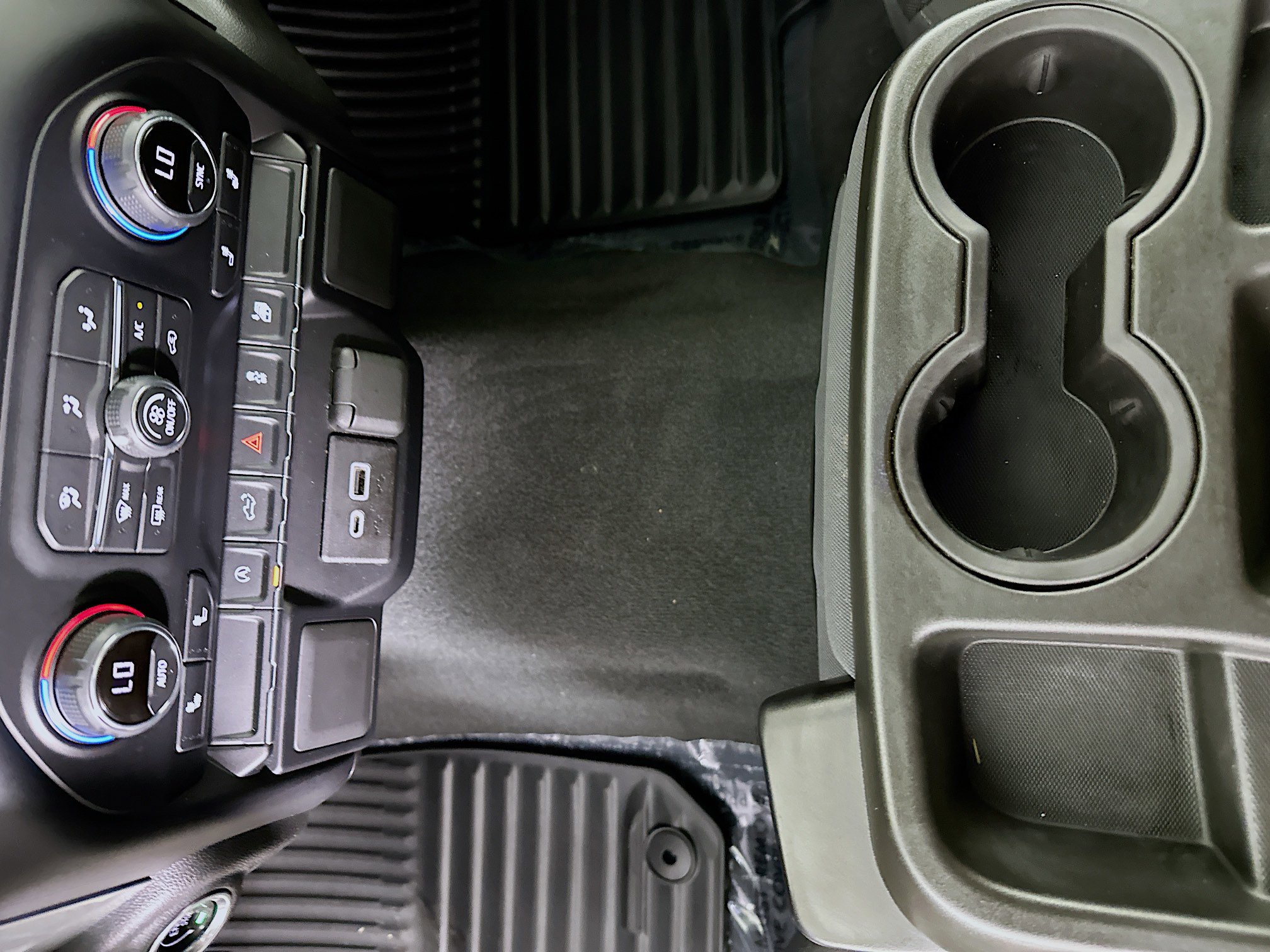 Used 2021 Chevrolet Silverado 1500 LT image 22