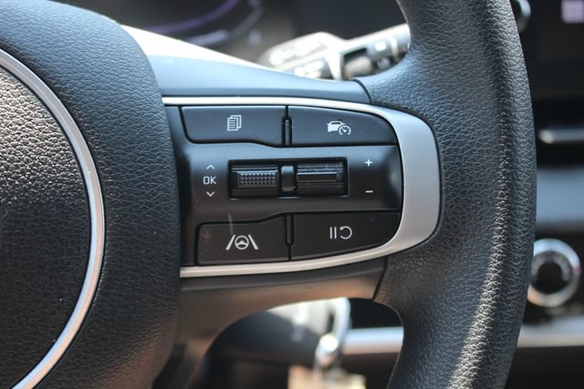 Used 2024 Kia Sportage LX AWD/4WD image 15