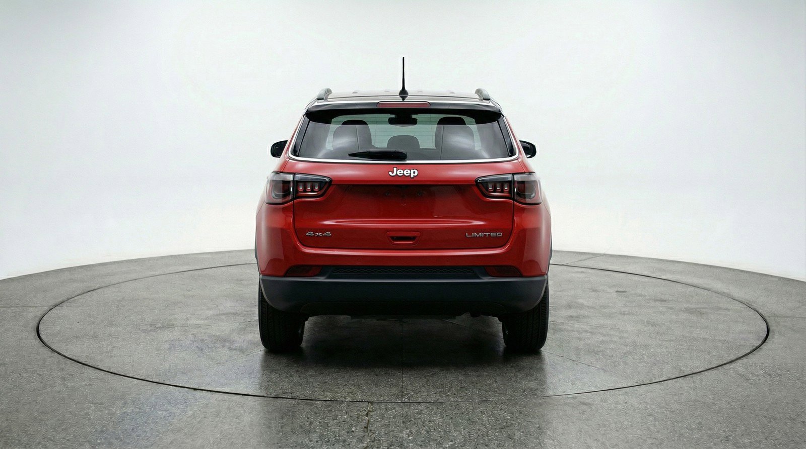 Used 2025 Jeep Compass Limited image 7