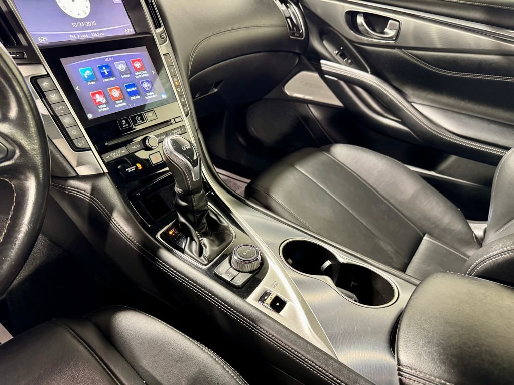 Used 2019 INFINITI Q60 3.0t Luxe image 20