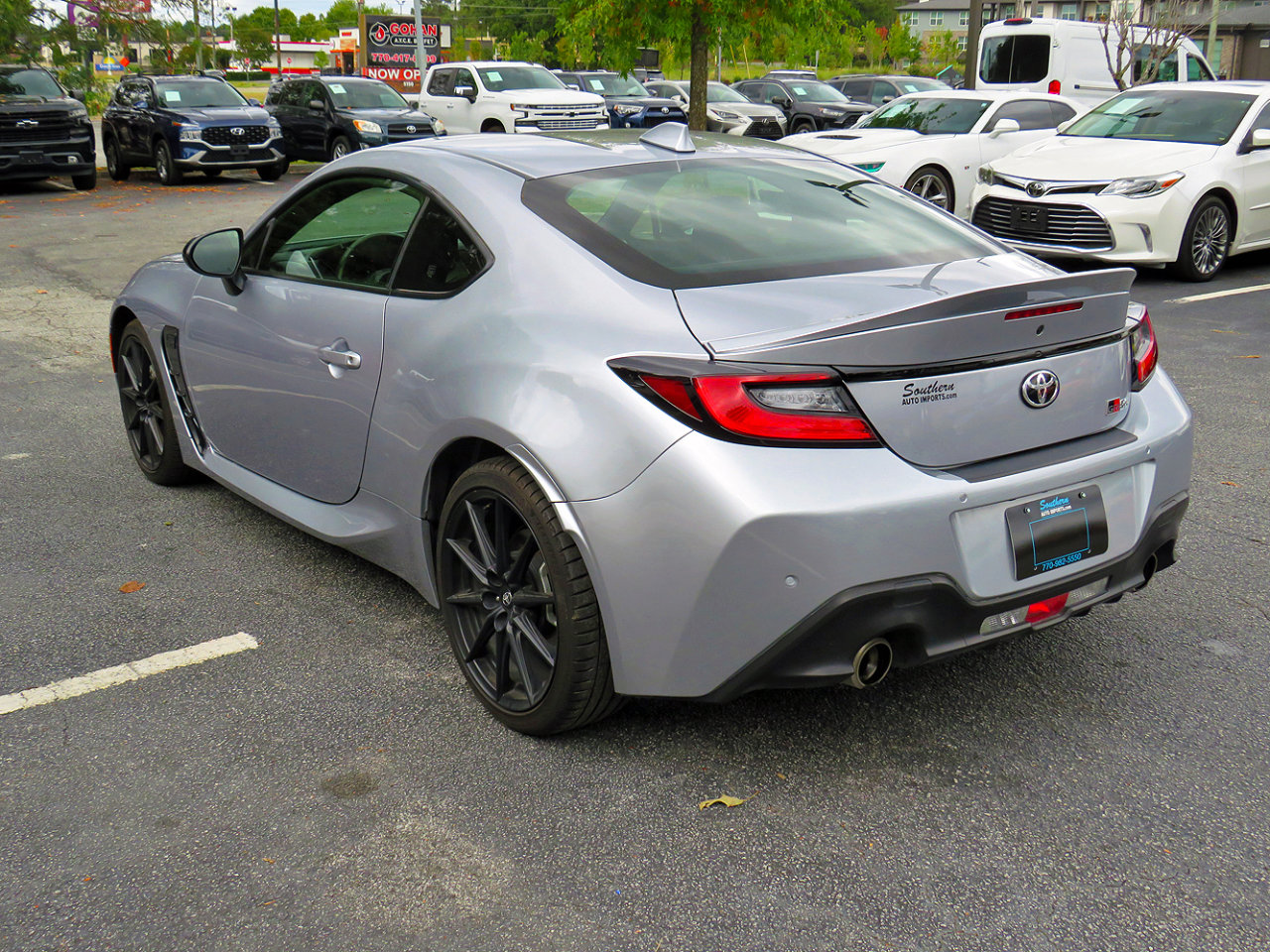 Used 2024 Toyota GR86 Premium image 9