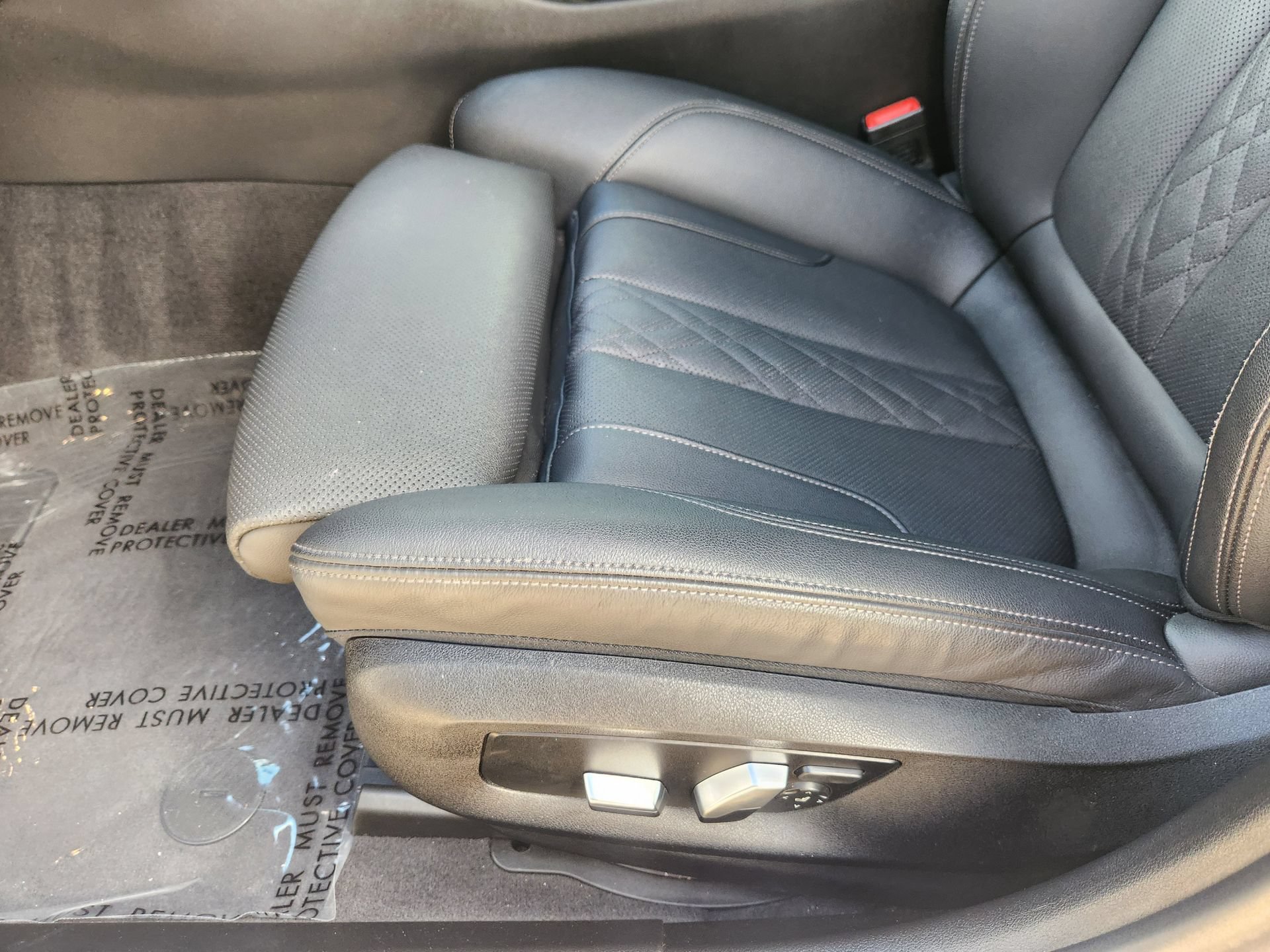 Used 2022 BMW 530i w/ Premium Package RWD image 25