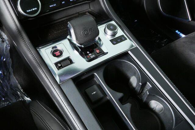 Used 2021 Jaguar F-PACE SVR AWD/4WD image 18