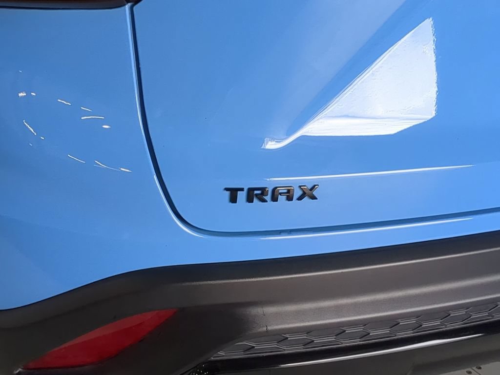 Used 2024 Chevrolet Trax RS w/ Driver Confidence Package FWD image 13