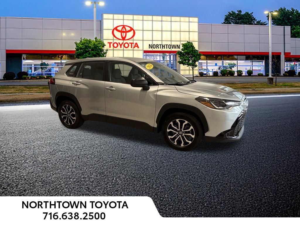 Used 2024 Toyota Corolla Cross S AWD/4WD image 28
