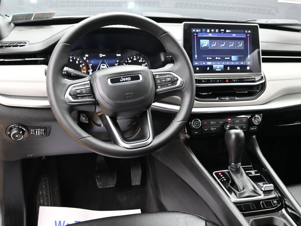 Used 2026 Jeep Compass Limited image 42