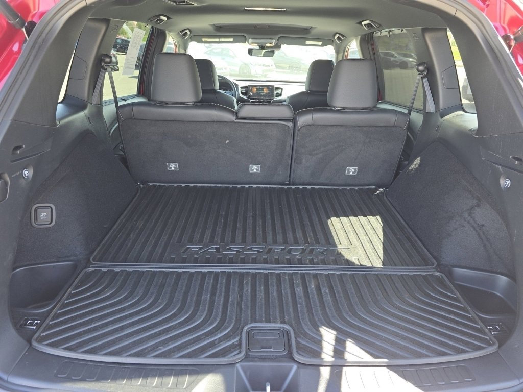 Used 2023 Honda Passport Elite image 7