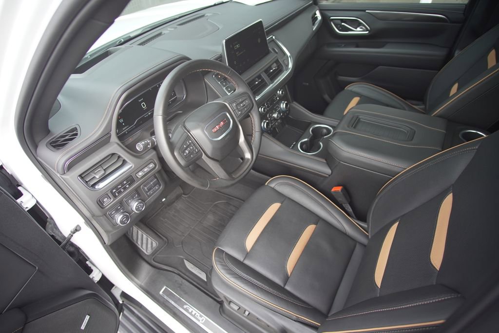 Used 2024 GMC Yukon AT4 w/ AT4 Premium Plus Package image 19
