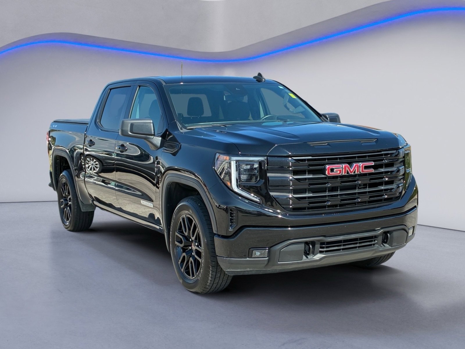 Used 2024 GMC Sierra 1500 Elevation AWD/4WD image 5