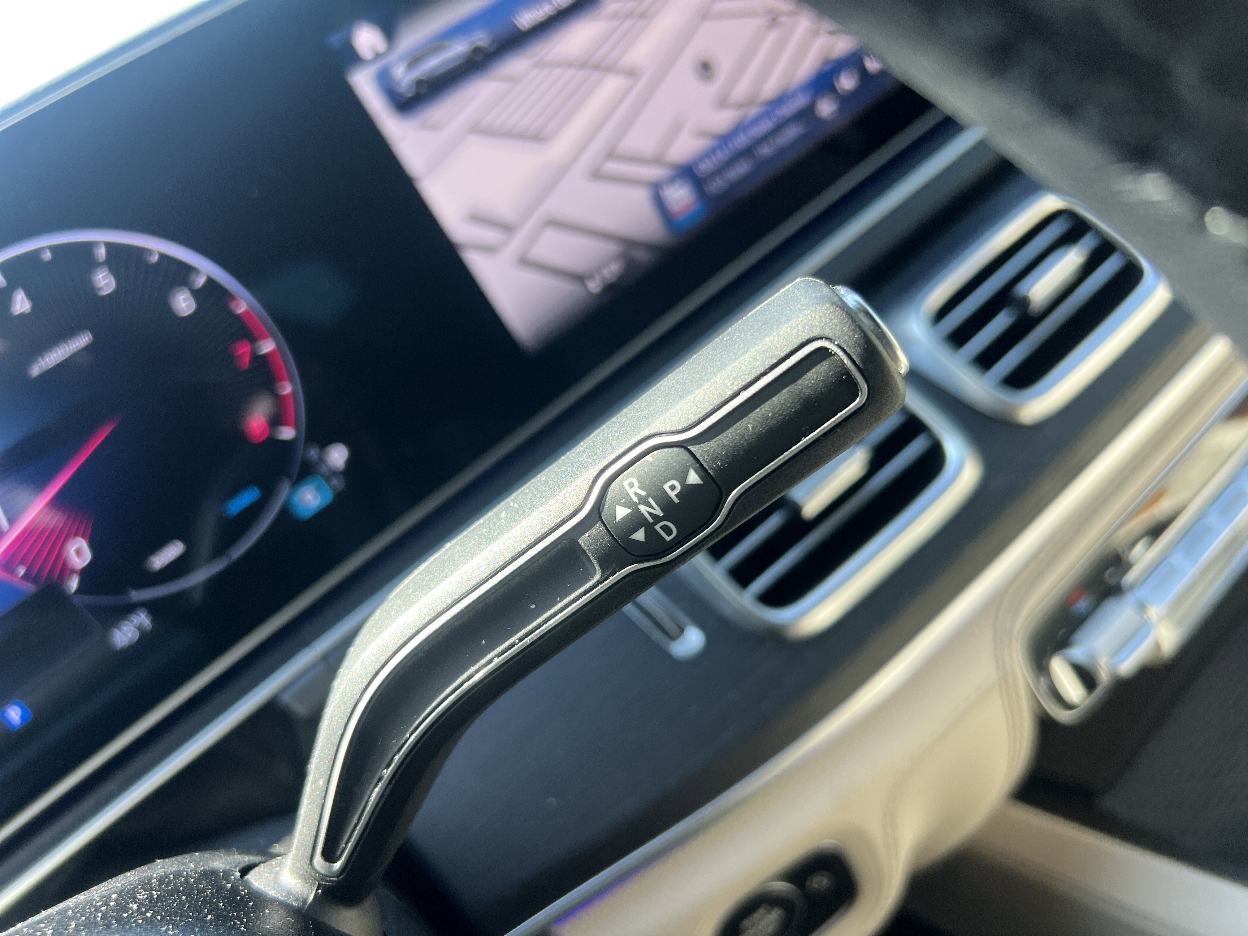 Certified 2025 Mercedes-Benz GLS 450 4MATIC image 26