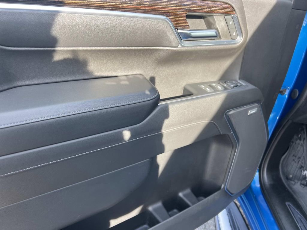 Used 2022 GMC Sierra 1500 Elevation w/ Elevation Premium Package image 12