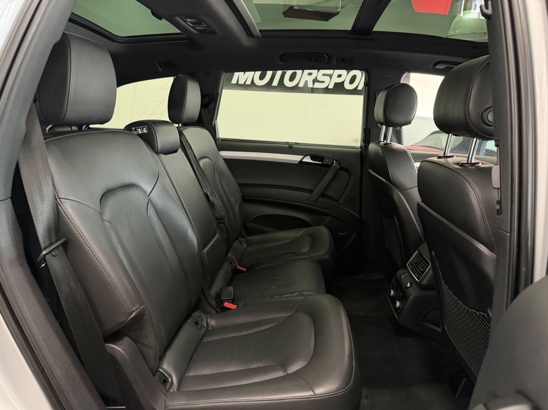 Used 2015 Audi Q7 3.0T S line Prestige w/ 21" S Line Plus Package AWD/4WD image 36