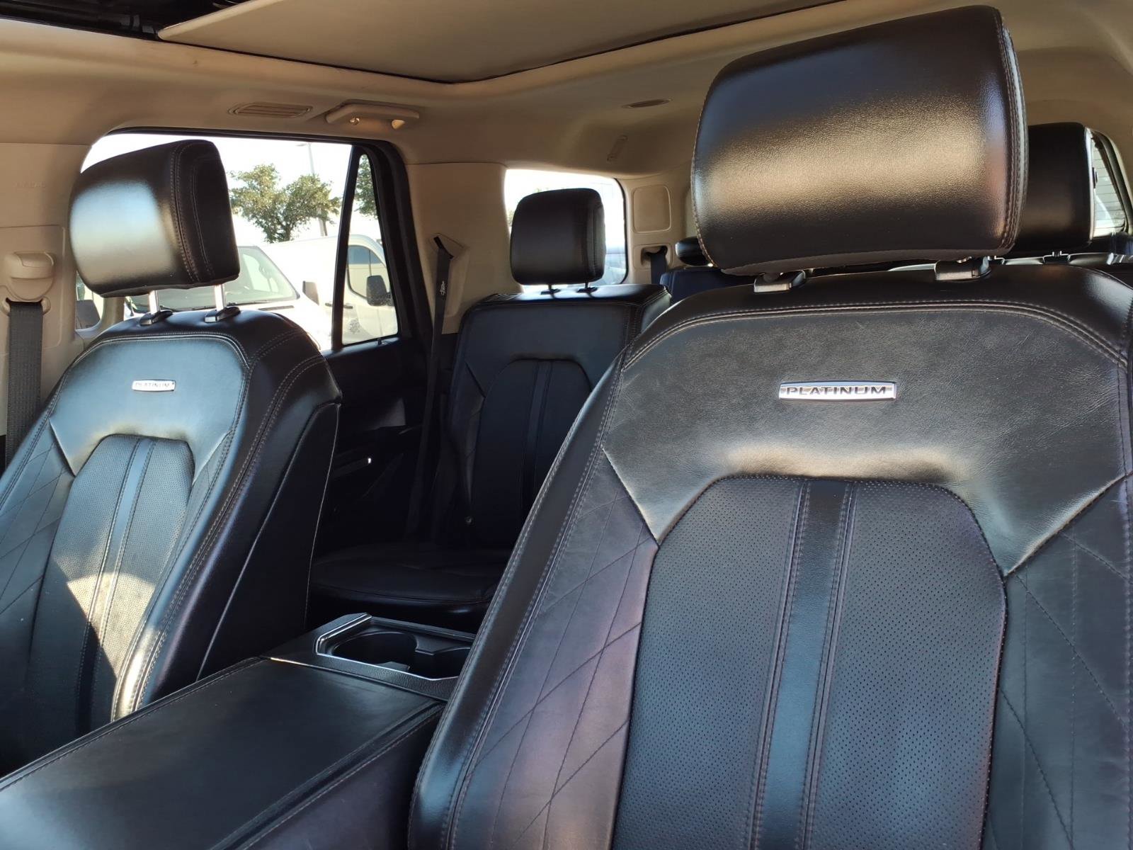 Used 2020 Ford Expedition Platinum AWD/4WD image 13
