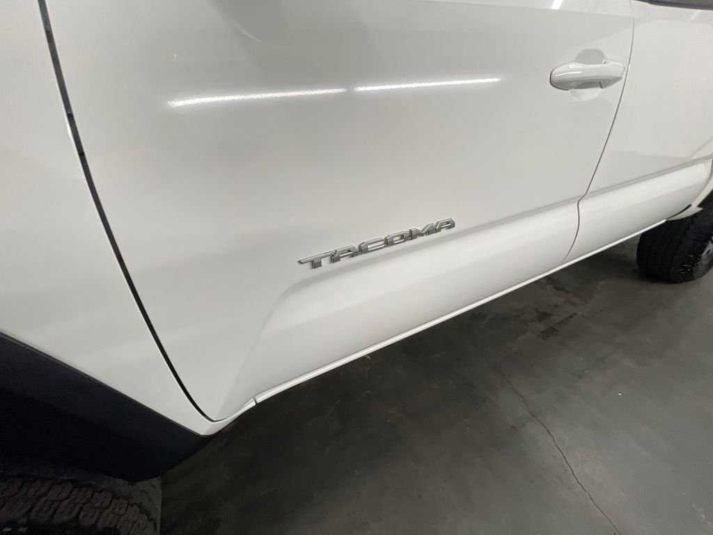 Used 2023 Toyota Tacoma TRD Off-Road image 29