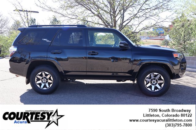 Used 2019 Toyota 4Runner TRD Off-Road Premium AWD/4WD image 8