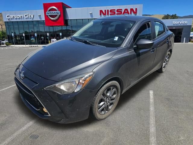 Used 2019 Toyota Yaris LE FWD image 3