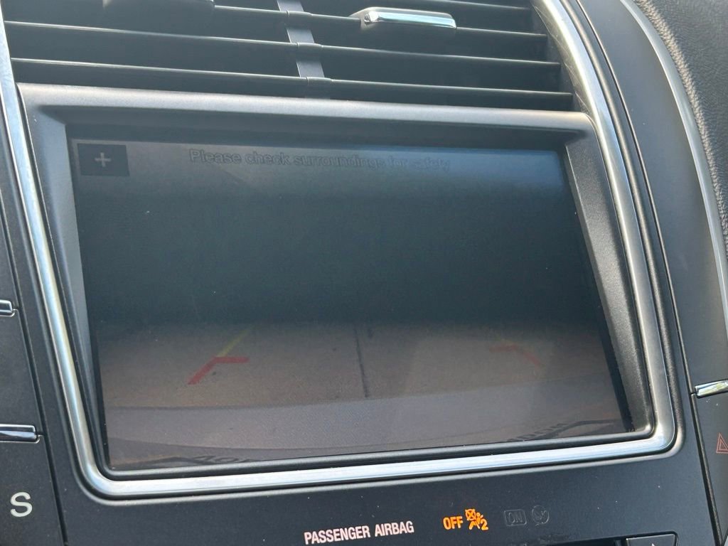 Used 2017 Lincoln MKX Reserve image 17