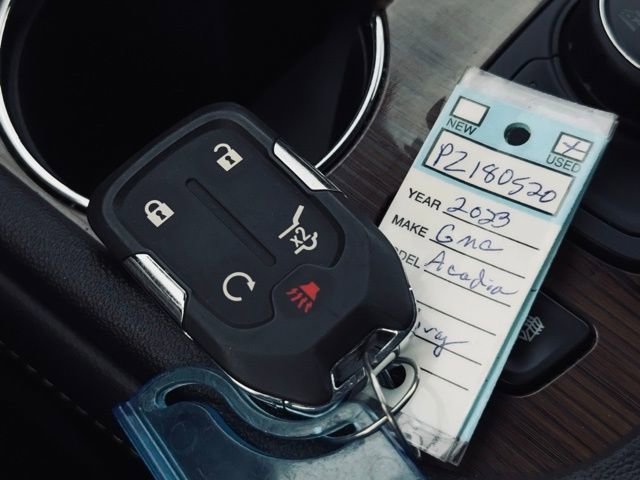 Used 2023 GMC Acadia SLE w/ Driver Convenience Package image 40
