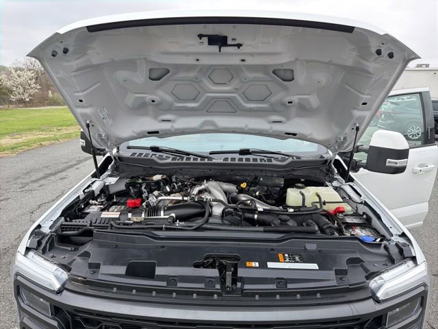 Used 2023 Ford F250 Lariat w/ Sport Appearance Package image 24