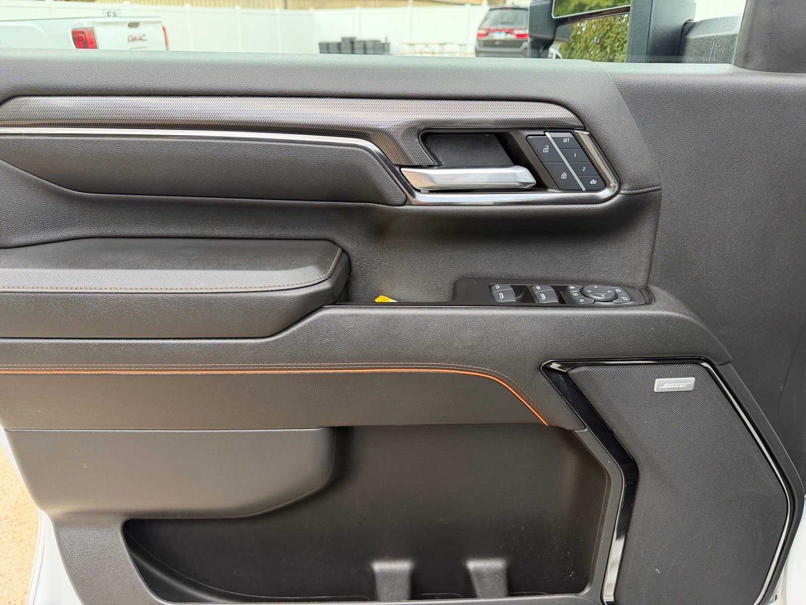 Used 2024 GMC Sierra 2500 AT4 w/ AT4 Preferred Package image 15