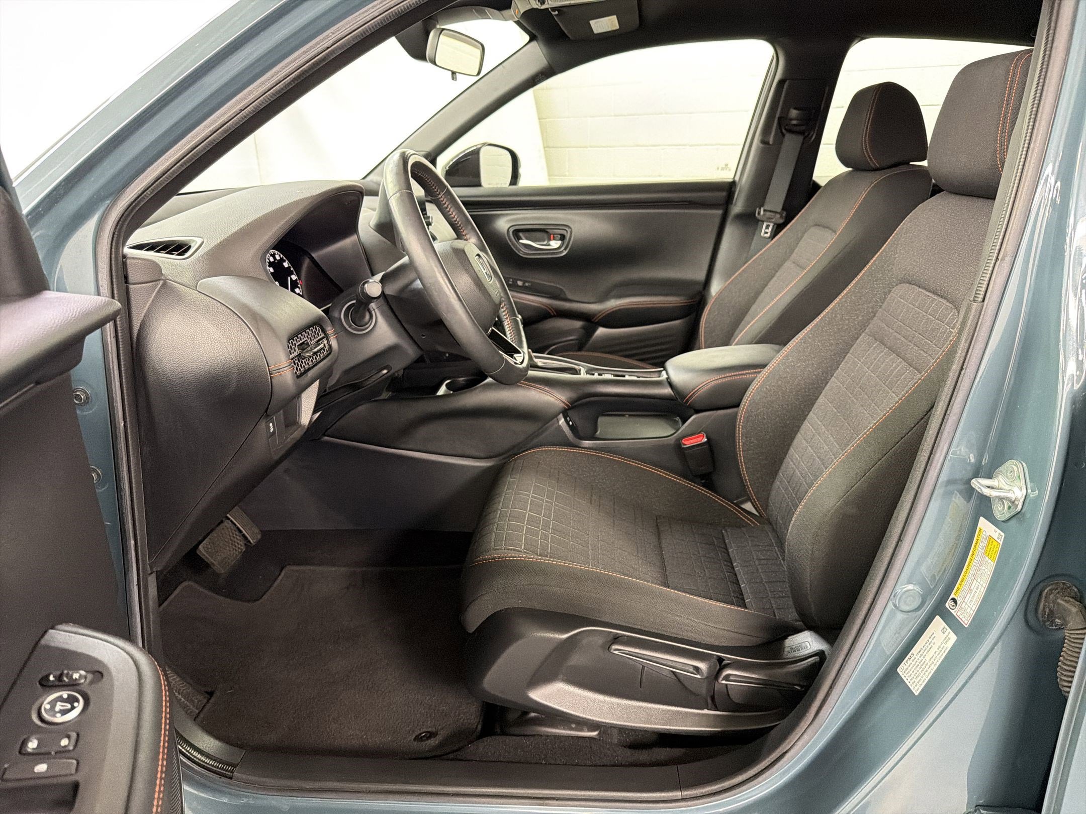 Certified 2024 Honda HR-V Sport image 5