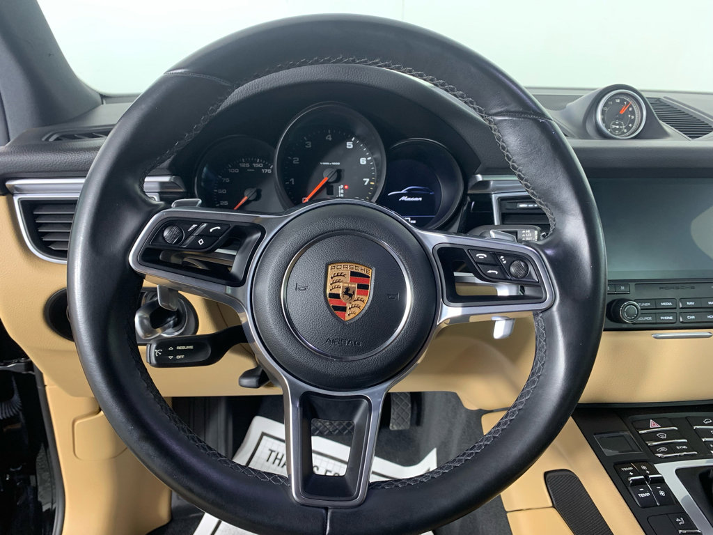 Used 2018 Porsche Macan image 22