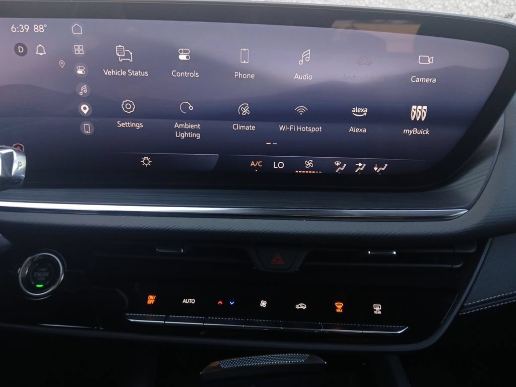 Used 2025 Buick Envision Preferred AWD/4WD image 8