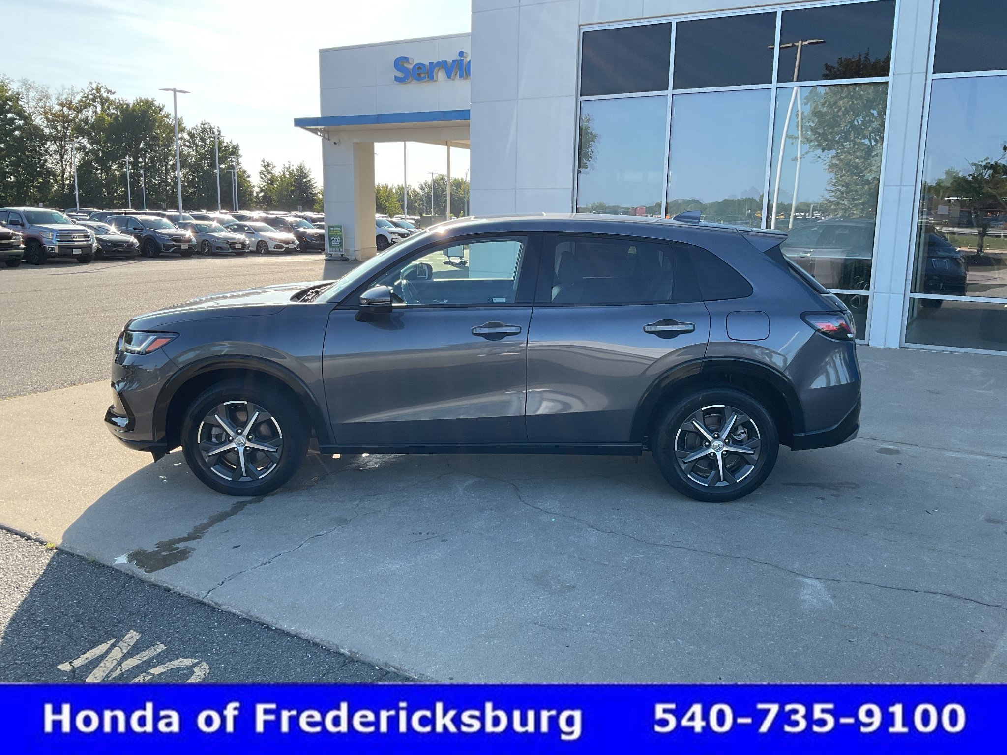 Certified 2024 Honda HR-V EX-L image 3