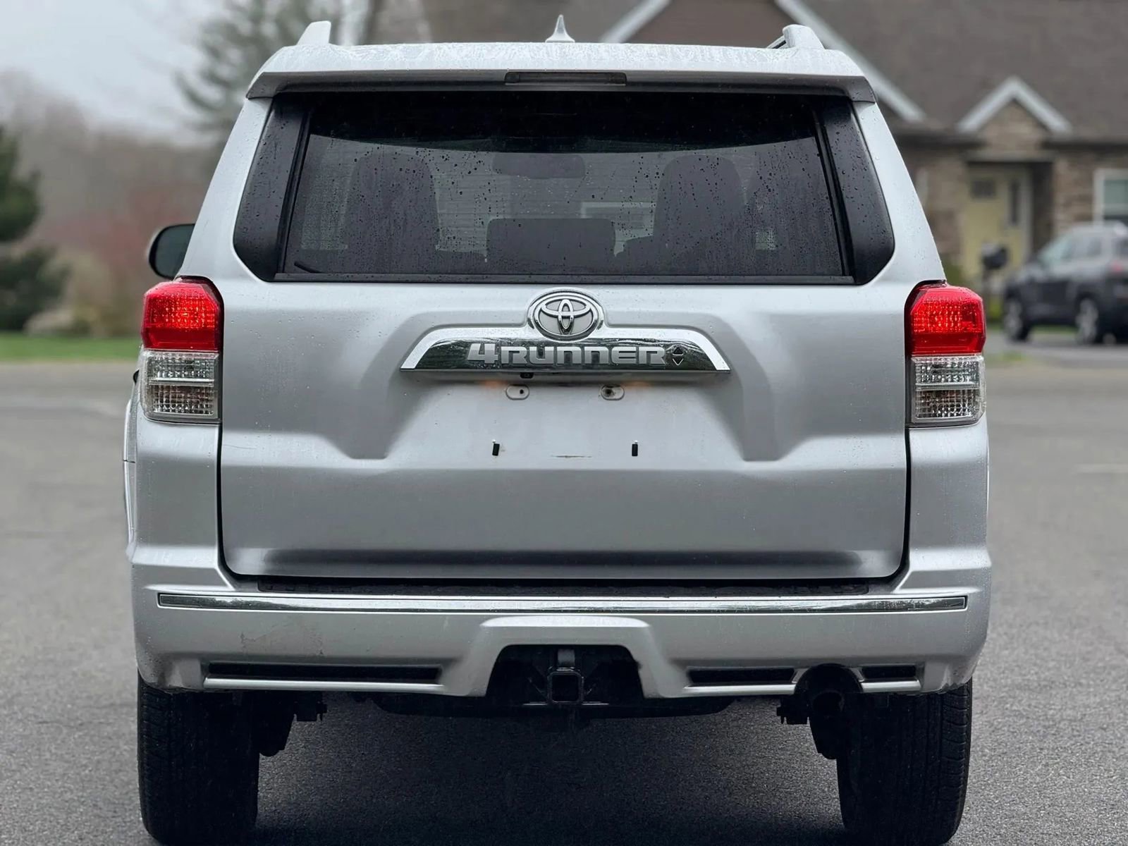 Used 2010 Toyota 4Runner Limited AWD/4WD image 7
