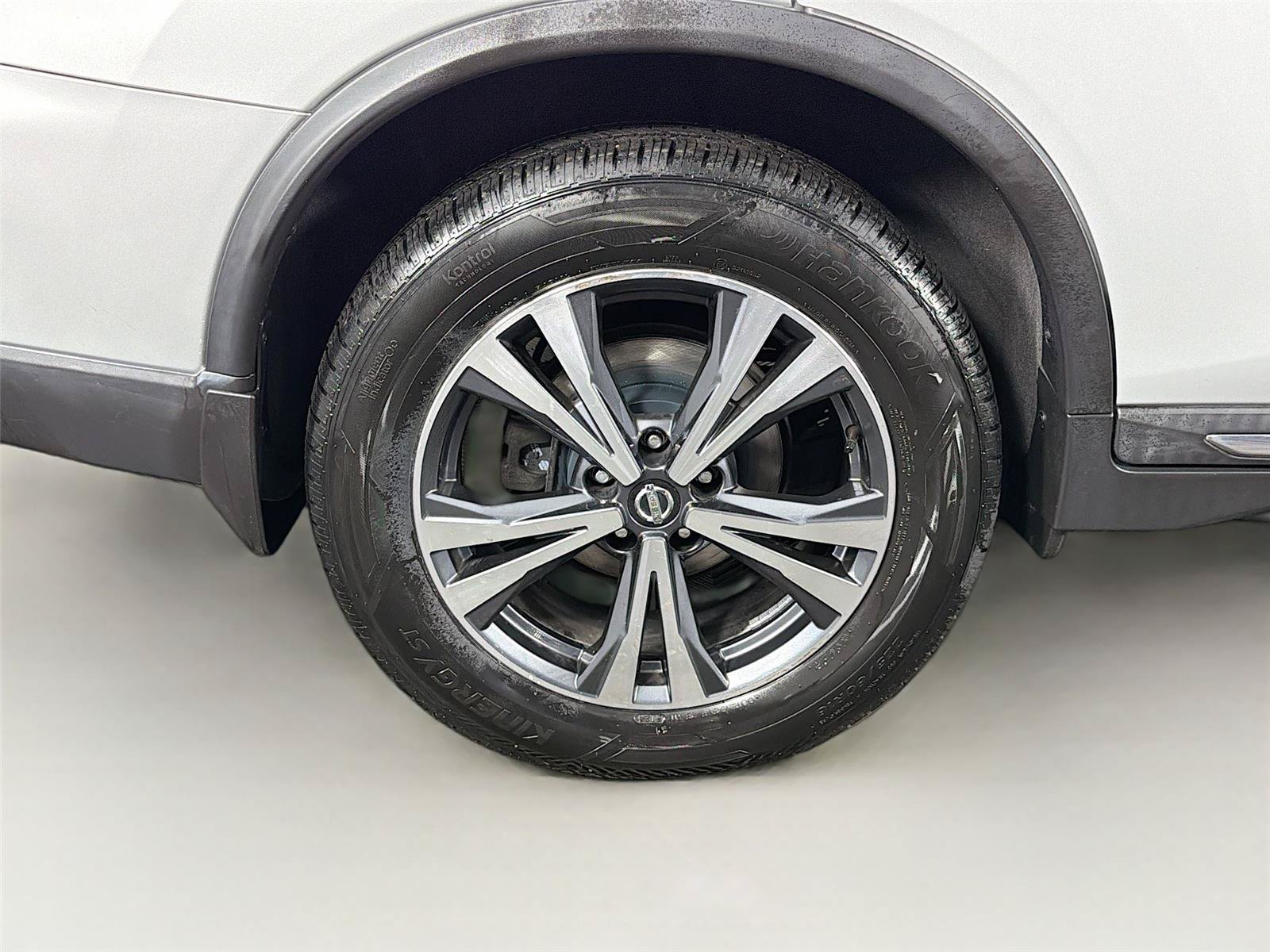 Used 2017 Nissan Rogue SL w/ SL Premium Package AWD/4WD image 34