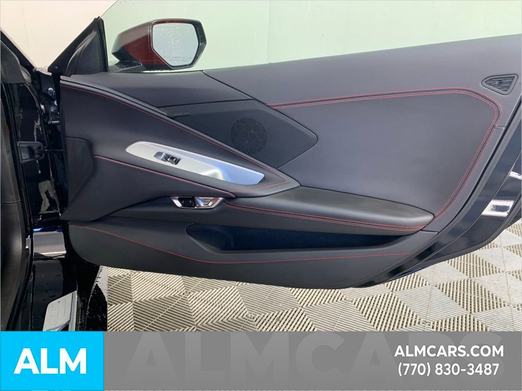 Used 2025 Chevrolet Corvette Stingray Coupe w/ 1LT image 28