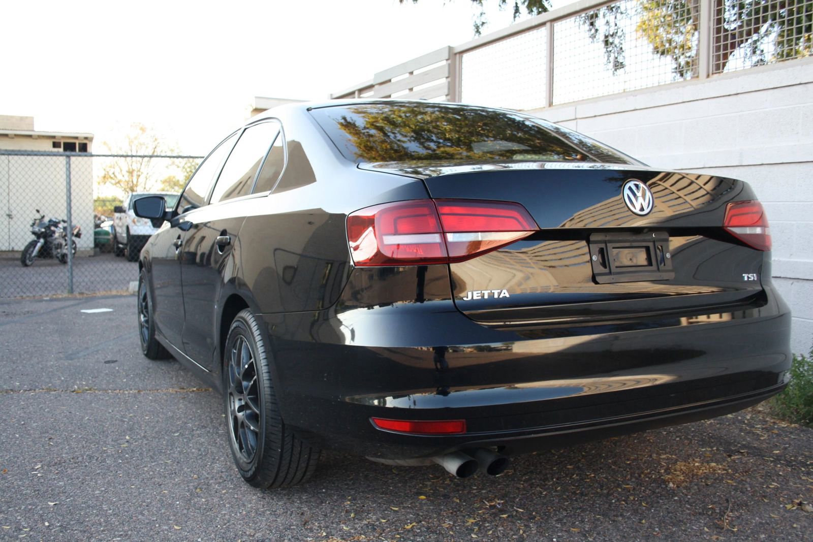 Used 2017 Volkswagen Jetta S image 23