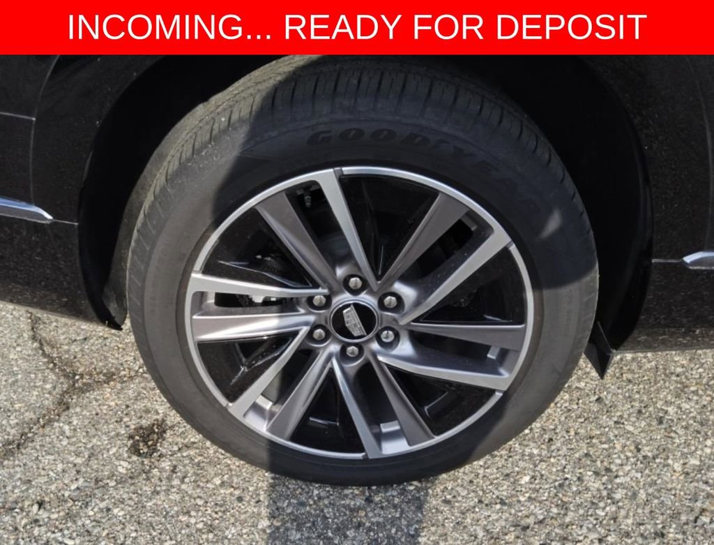 Used 2026 Cadillac Vistiq Premium Luxury w/ LPO, Floor Liner Package AWD/4WD image 19