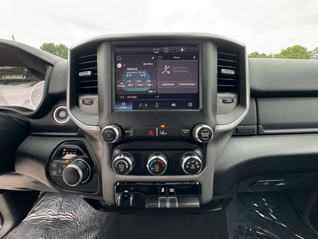 Used 2024 RAM 2500 Big Horn w/ Safety Group AWD/4WD image 27
