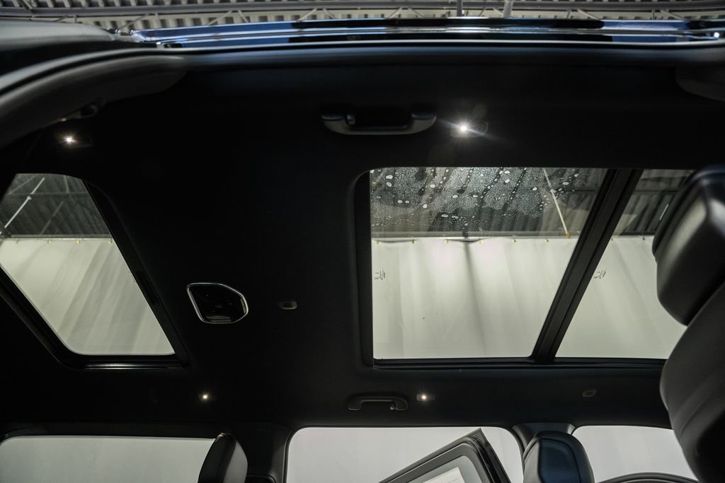 New 2026 Jeep Grand Wagoneer 4WD image 37