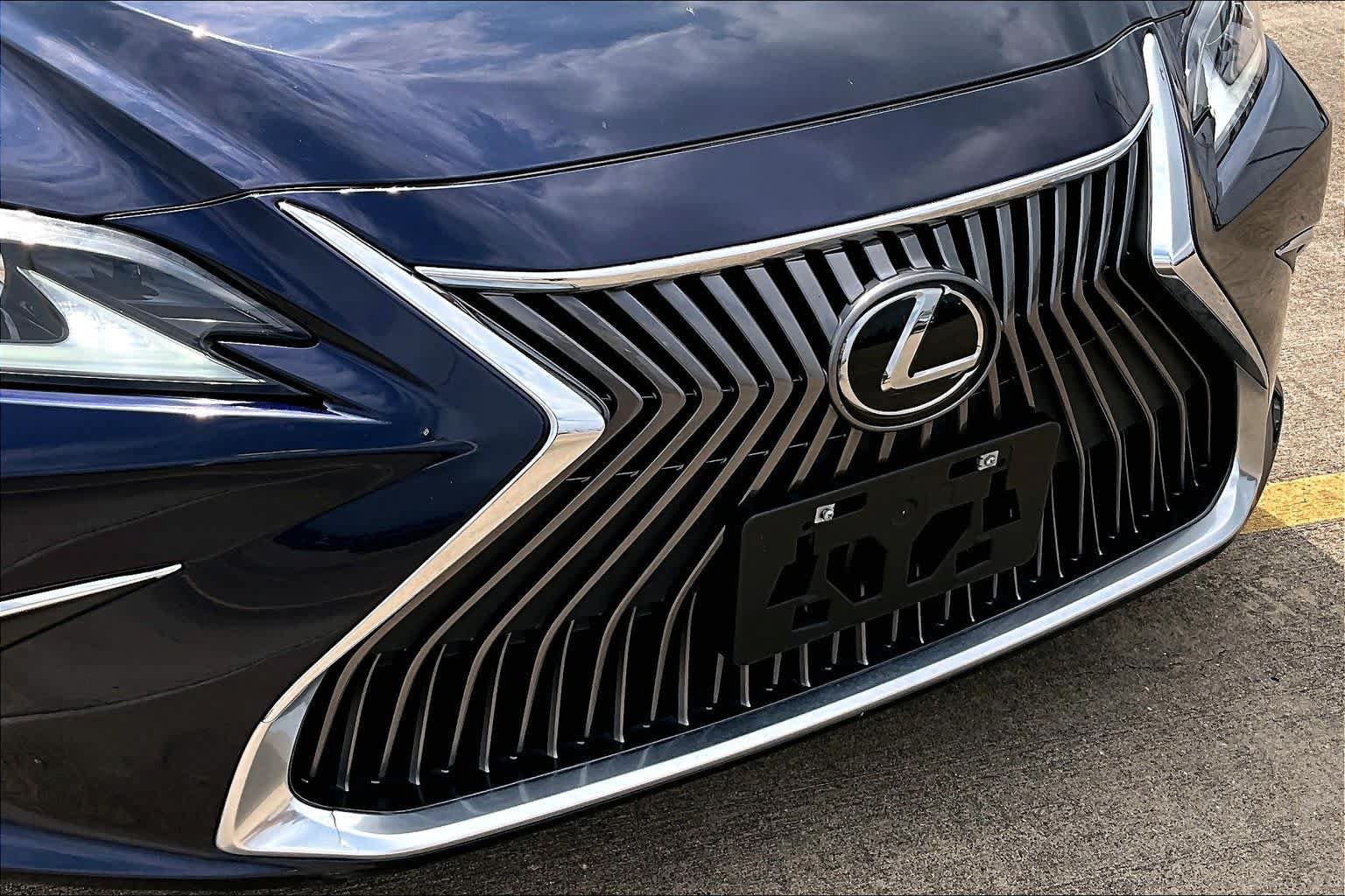 Used 2019 Lexus ES 350 w/ Accessory Package 2 FWD image 54