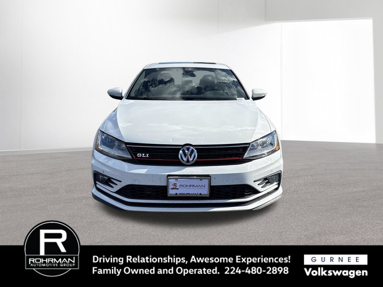 Used 2017 Volkswagen Jetta GLI FWD image 3