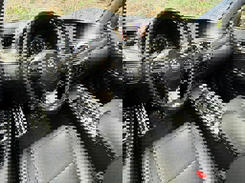 Used 2019 Lexus GS 350 image 12