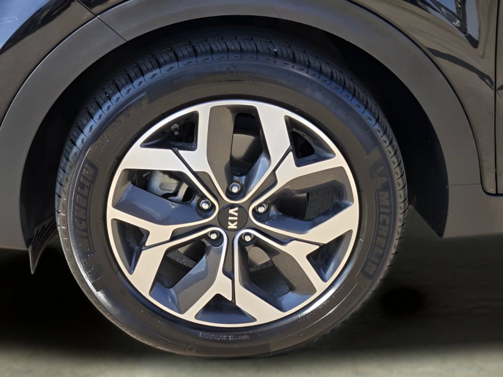 Used 2021 Kia Sportage EX FWD image 11