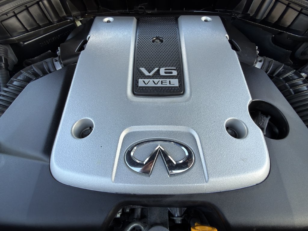 Used 2019 INFINITI Q70 Luxe AWD/4WD image 31