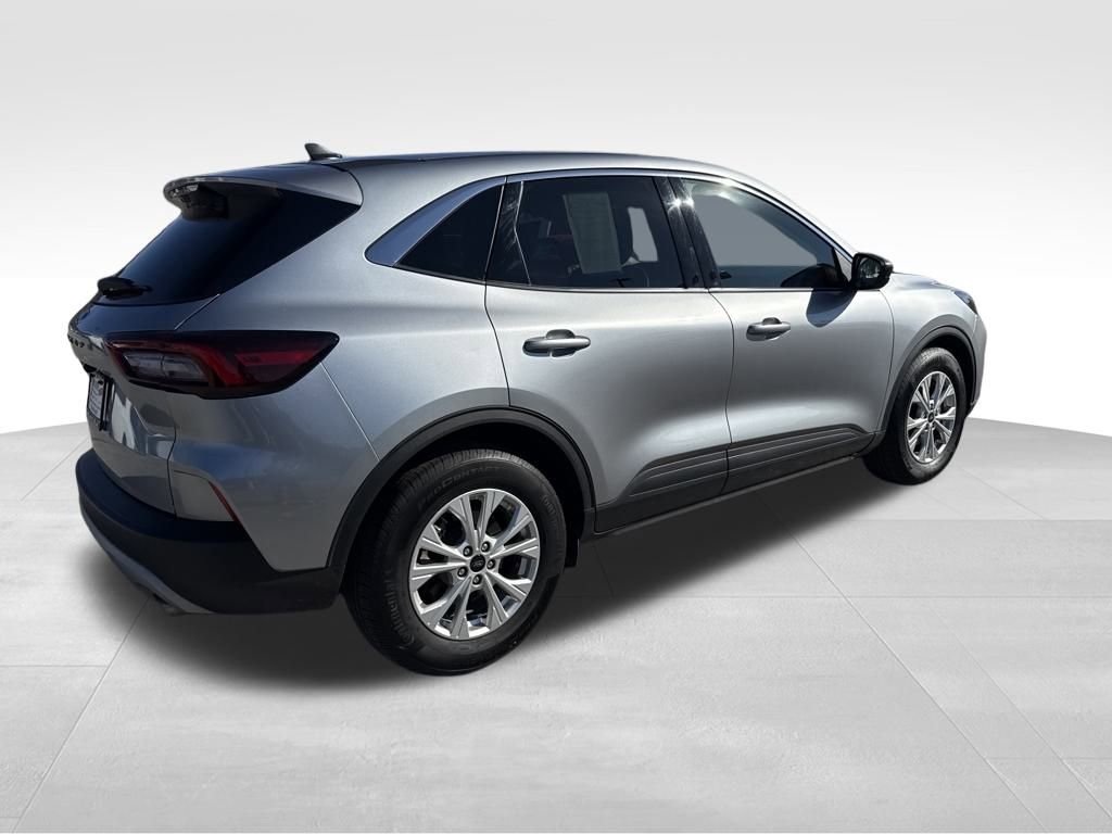 Used 2023 Ford Escape Active image 6