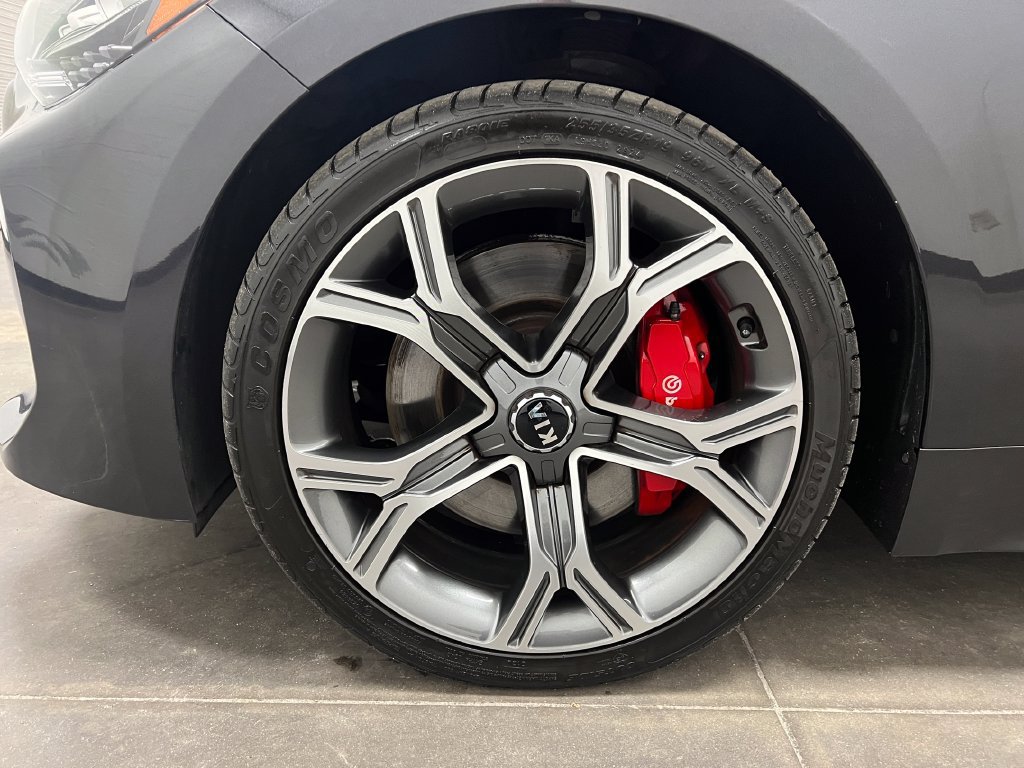 Used 2019 Kia Stinger GT AWD/4WD image 29